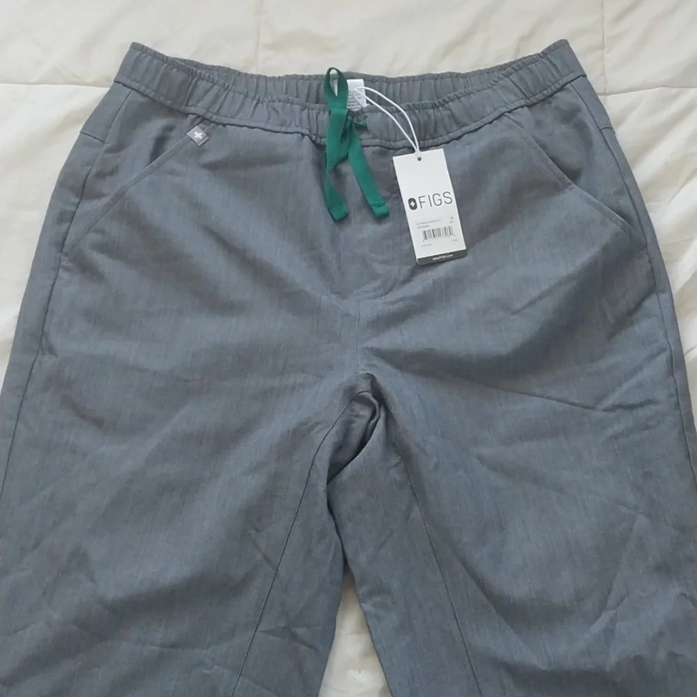 Figs Scrubs Tansen Jogger Graphite Gray Medium Men's nwt